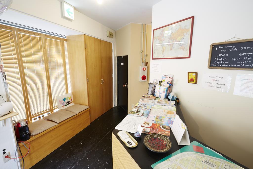 Daikoku Hostel Osaka Exterior photo