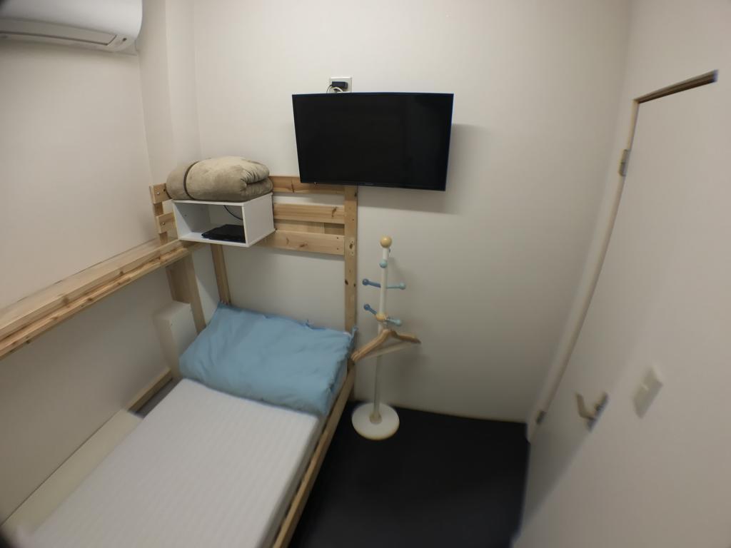 Daikoku Hostel Osaka Exterior photo